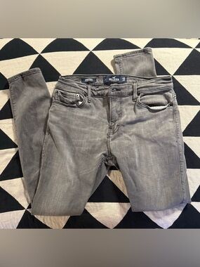 Hollister Men’s Washed Gray Skinny Jeans 30x30